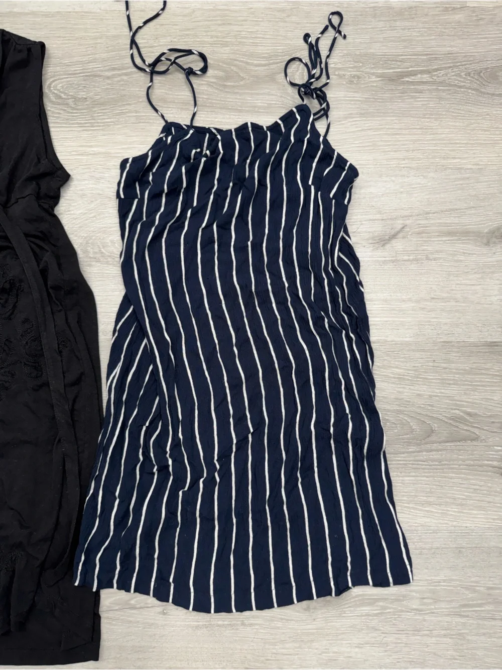 2 Billabong Dresses/Swim Covers